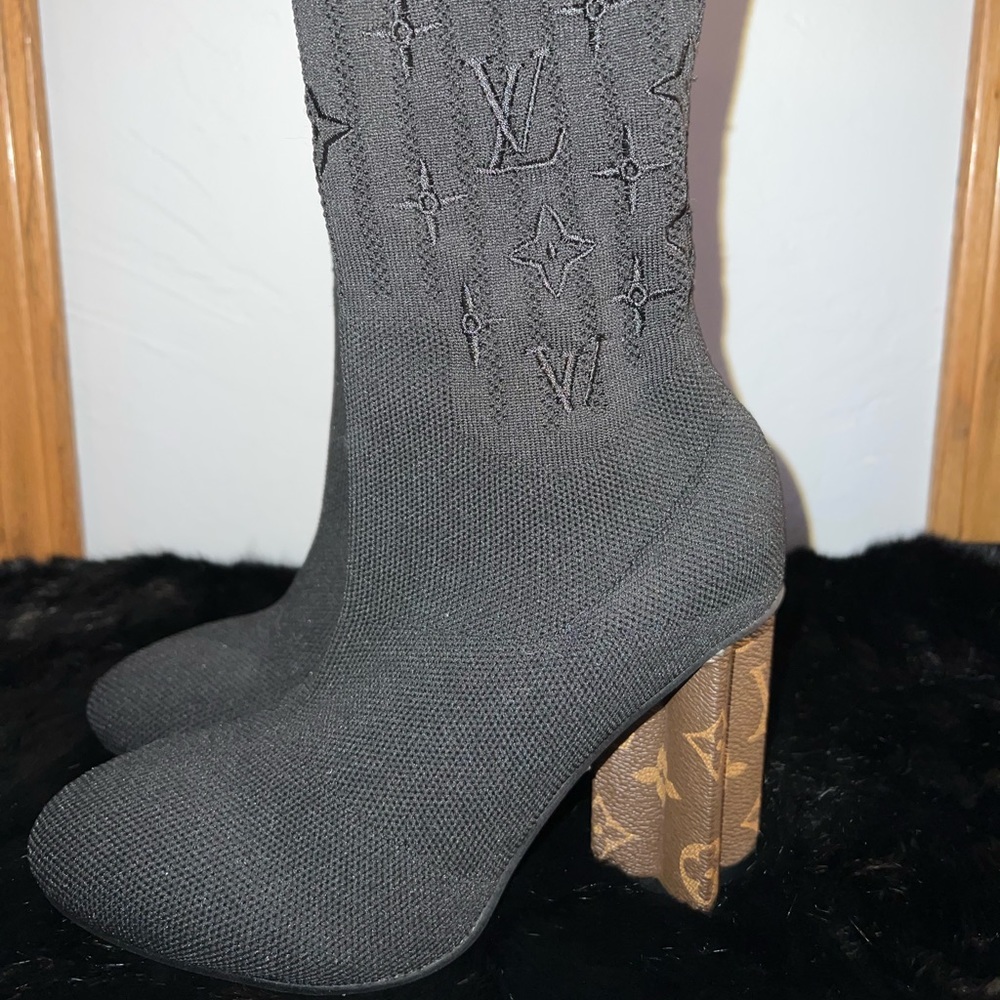 NWOT Black monogram ankle boots